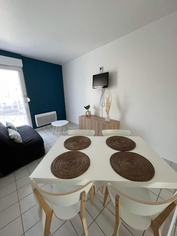 Anselme, F2 Duplex Avec Cour Commune Et Proche De La Mer ,2 Ver-sur-Mer Εξωτερικό φωτογραφία